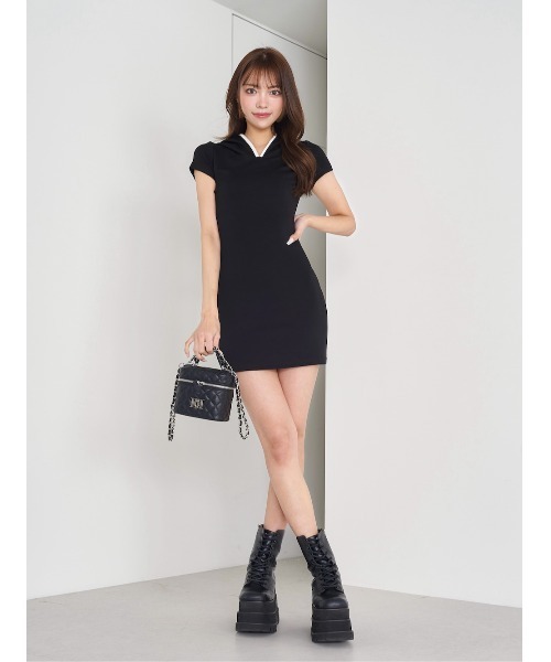 Darich完売商品 バックオープンカットミニワンピース Darich【完売商品 定価9,900円】バックオープンカットミニ