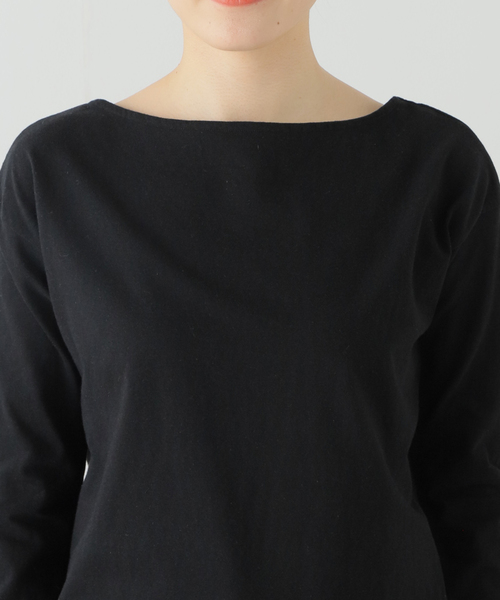 La TOTALITE(ラトータリテ)の「【onit/オニット】ラフィー天竺バックオープンロングスリーブTシャツ(Tシャツ/カットソー・レディース・ホワイト/ブラック・2)」の7枚目の写真