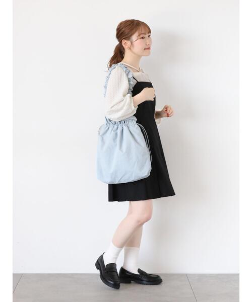 ehka sopo(エヘカソポ)の「くしゅくしゅギャザートートバッグ(ハンドバッグ・レディース・サックスブルー/グリーン/キナリ・F)」の6枚目の写真