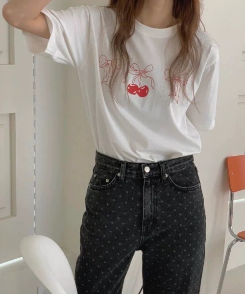 GEMEDA(ジェメダ)の「チェリーリボンプリントTシャツ(Tシャツ/カットソー・レディース・ホワイト/グレー・M)」の9枚目の写真