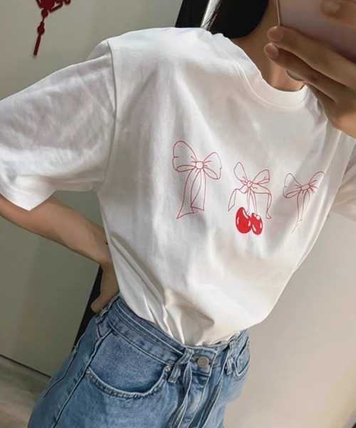 GEMEDA(ジェメダ)の「チェリーリボンプリントTシャツ(Tシャツ/カットソー・レディース・ホワイト/グレー・M)」の11枚目の写真
