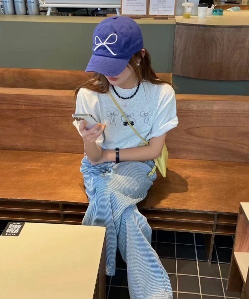 GEMEDA(ジェメダ)の「チェリーリボンプリントTシャツ(Tシャツ/カットソー・レディース・ホワイト/グレー・M)」の8枚目の写真