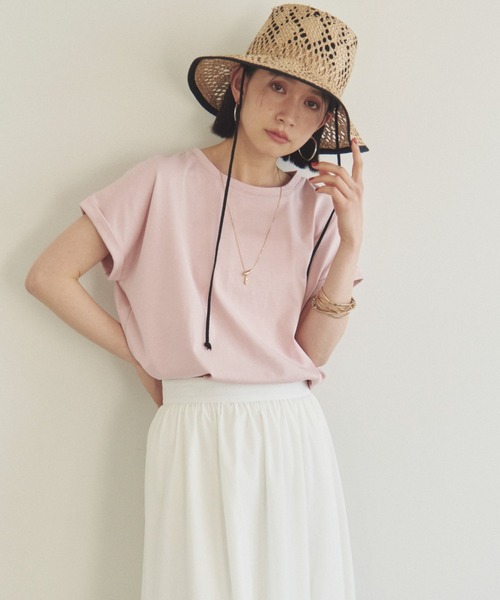 Doux archives(ドゥアルシーヴ)の「【サイズ展開有】袖折り返しTシャツ(Tシャツ/カットソー・レディース・ブラック/グレイッシュベージュ/カーキ/サックスブルー/オフホワイト/チャコールグレー/ピンクベージュ・36/38)」の7枚目の写真