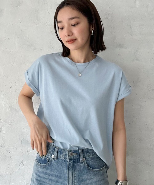 Doux archives(ドゥアルシーヴ)の「【サイズ展開有】袖折り返しTシャツ(Tシャツ/カットソー・レディース・ブラック/グレイッシュベージュ/カーキ/サックスブルー/オフホワイト/チャコールグレー/ピンクベージュ・36/38)」の19枚目の写真