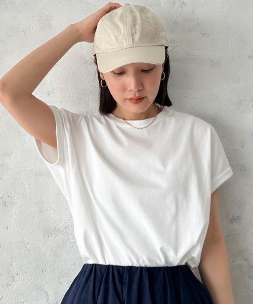 Doux archives(ドゥアルシーヴ)の「【サイズ展開有】袖折り返しTシャツ(Tシャツ/カットソー・レディース・ブラック/グレイッシュベージュ/カーキ/サックスブルー/オフホワイト/チャコールグレー/ピンクベージュ・36/38)」の13枚目の写真