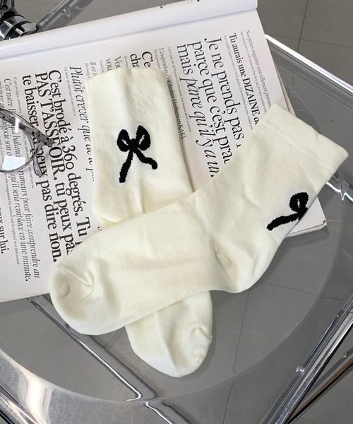 non-hedge(ノンヘッジ)の「バックリボンモチーフソックス(ソックス/靴下・レディース・ブラック/ホワイト/グレー・FREE)」の2枚目の写真