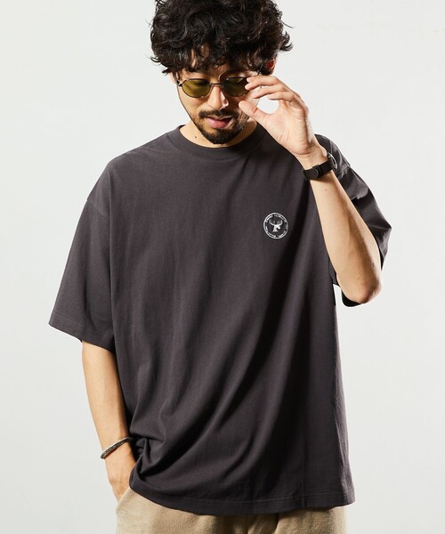 Jonas Claesson(ジョナスクレアッソン)の「JONAS CLAESSON/ジョナス クレアッソン Safari Surfers Tee/サファリ サーファーズ Tシャツ/バックプリント/リラックスフィット(Tシャツ/カットソー・メンズ・イエロー/ホワイト/グレー/ブラック/サックスブルー・MEDIUM/LARGE)」の22枚目の写真