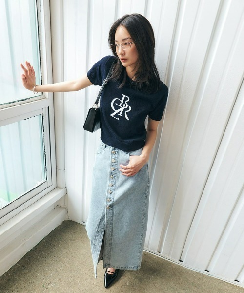 CITYBREEZE(シティブリーズ)の「BUCKLE SYMBOL LOGO SHORT SLEEVE KNIT(Tシャツ/カットソー・レディース・アイボリー/ブラック/クリーム/ネイビー/ピンク・FREE)」の17枚目の写真