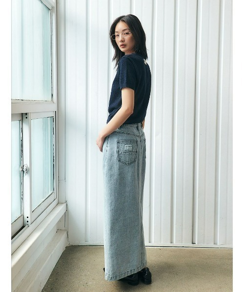 CITYBREEZE(シティブリーズ)の「BUCKLE SYMBOL LOGO SHORT SLEEVE KNIT(Tシャツ/カットソー・レディース・アイボリー/ブラック/クリーム/ネイビー/ピンク・FREE)」の20枚目の写真