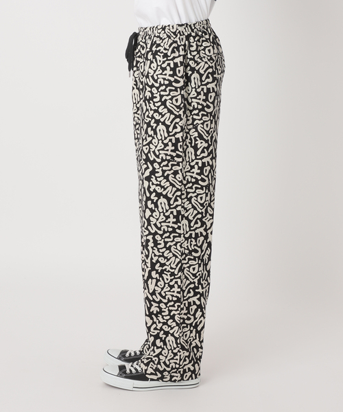 417 EDIFICE(フォーワンセブンエディフィス)の「”アメーバカモ ”イージーパンツ(その他パンツ・メンズ・ホワイト/ブラック/レッド・MEDIUM/LARGE)」の6枚目の写真