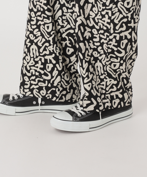 417 EDIFICE(フォーワンセブンエディフィス)の「”アメーバカモ ”イージーパンツ(その他パンツ・メンズ・ホワイト/ブラック/レッド・MEDIUM/LARGE)」の12枚目の写真