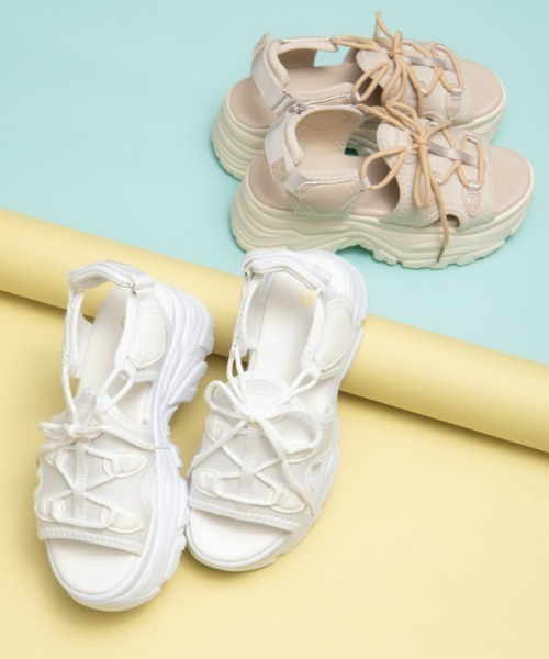 R&E(アールアンドイー)の「【R&E】レースアップスニーカーソールサンダル(サンダル・レディース・ベージュ/ブラック/アイボリー・S/M/L/LL)」の12枚目の写真