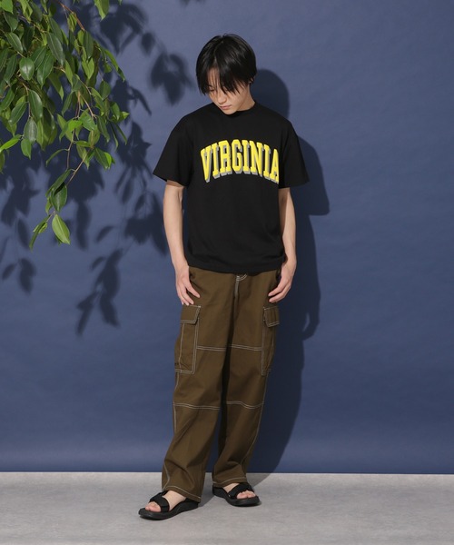 GLAZOS（グラソス）の「【大人向けサイズあり】【防虫加工】フロントカレッジロゴ発泡プリント半袖Tシャツ（Tシャツ/カットソー・キッズ・ホワイト/ベージュ/ブラック・170cm/160cm/150cm/140cm）」の4枚目の写真