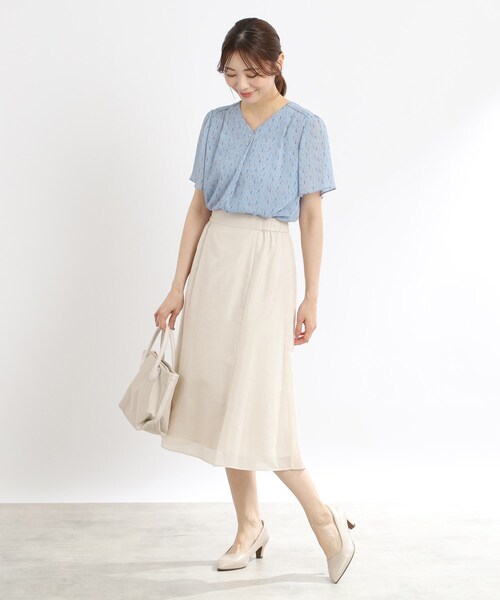 新品未使用　リフレクト　Vネックフラワープリントブラウス リフレクト Reflect 【接触冷感／マシンウォッシュ可】Vネック