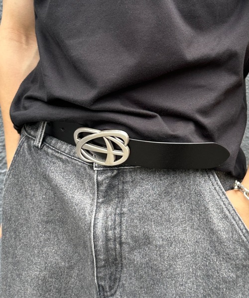 ADAMASTE（アダマスト）の「カウレザーバックルロゴベルト（ベルト