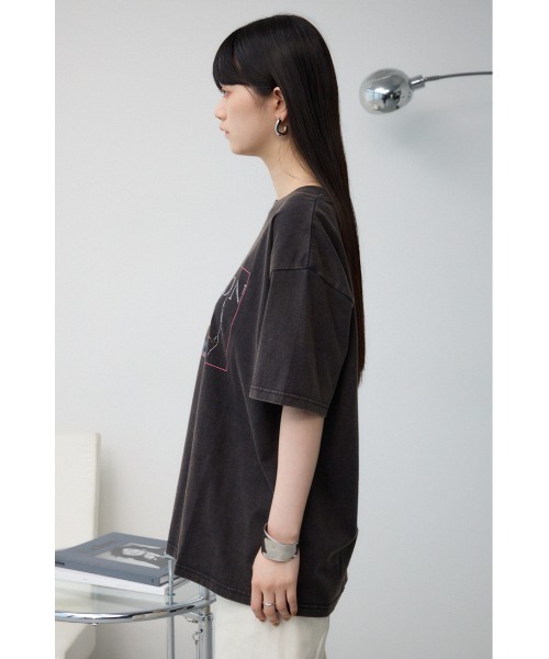 AZUL by moussy（アズールバイマウジー）の「ビンテージプリントTシャツ（Tシャツ/カットソー・レディース・ブルー系その他/オレンジ系その他・SMALL/MEDIUM）」の19枚目の写真