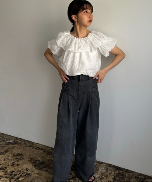 Amiur（エミレ）の「plaid pattern frill volume tops / プレイドパターンフリルボリュームトップス（シャツ/ブラウス・レディース・ホワイト/クリーム・FREE）」の5枚目の写真