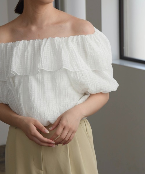 Amiur（エミレ）の「plaid pattern frill volume tops / プレイドパターンフリルボリュームトップス（シャツ/ブラウス・レディース・ホワイト/クリーム・FREE）」の8枚目の写真