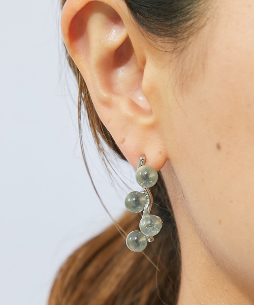 un dix cors（アンディコール）の「クリアボールピアス（ピアス（両耳用）・レディース・シルバー/ゴールド・FREE）」の2枚目の写真