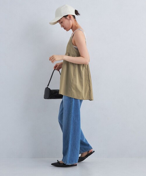green label relaxing(グリーンレーベルリラクシング)の「ギャザー キャミソール ブラウス(シャツ/ブラウス・レディース・ネイビー/オリーブ・FREE)」の4枚目の写真