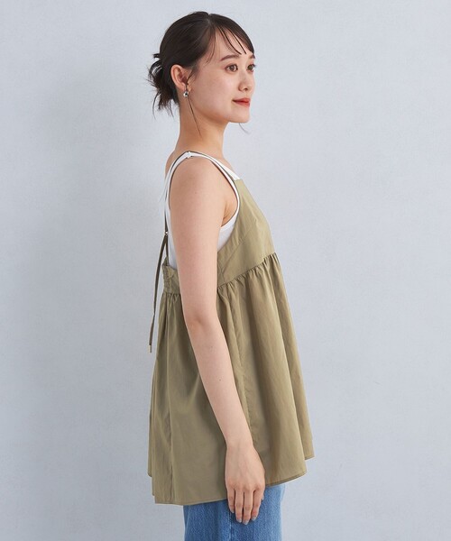 green label relaxing(グリーンレーベルリラクシング)の「ギャザー キャミソール ブラウス(シャツ/ブラウス・レディース・ネイビー/オリーブ・FREE)」の8枚目の写真