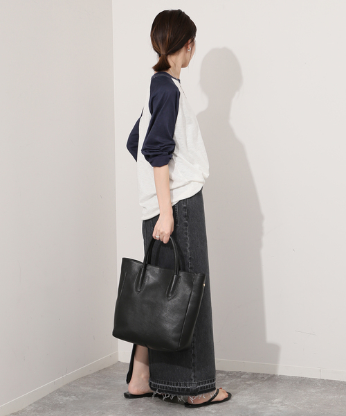 MARCO BIANCHINI（マルコビアンチーニ）の「MARCO BIANCHINI/マルコ・ビアンキーニ SLOBE別注 ショルダートート 21804（トートバッグ・レディース・キャメル/ブラック/ライトグレー・FREE）」の5枚目の写真