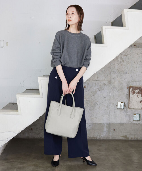 MARCO BIANCHINI（マルコビアンチーニ）の「MARCO BIANCHINI/マルコ・ビアンキーニ SLOBE別注 ショルダートート 21804（トートバッグ・レディース・キャメル/ブラック/ライトグレー・FREE）」の9枚目の写真