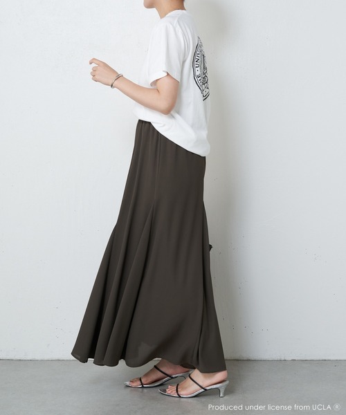 COLLAGE GALLARDAGALANTE（コラージュガリャルダガランテ）の「UCLA/カレッジ半袖ロゴTシャツ（Tシャツ/カットソー・レディース・ホワイト/ネイビー・FREE）」の7枚目の写真