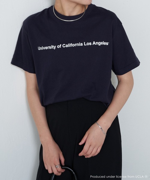 COLLAGE GALLARDAGALANTE（コラージュガリャルダガランテ）の「UCLA/カレッジ半袖ロゴTシャツ（Tシャツ/カットソー・レディース・ホワイト/ネイビー・FREE）」の10枚目の写真