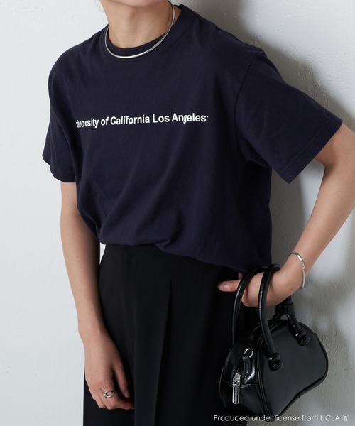 COLLAGE GALLARDAGALANTE（コラージュガリャルダガランテ）の「UCLA/カレッジ半袖ロゴTシャツ（Tシャツ/カットソー・レディース・ホワイト/ネイビー・FREE）」の13枚目の写真