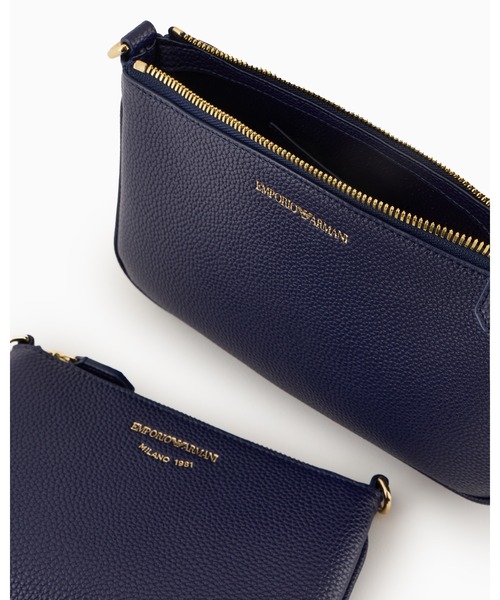 ⭐現行極美品⭐エンポリオ・アルマーニ　ブラック ショルダーバッグ エンポリオアルマーニ ショルダーバッグ メンズ ブラック