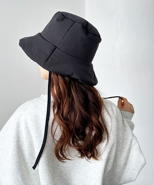 GeeRA（ジーラ）の「ダウン調バケットハット（ハット・レディース・アイボリー/ブラック・FREE）」の6枚目の写真