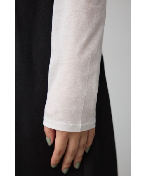 AZUL by moussy(アズールバイマウジー)の「ベーシックシアーカットソー(Tシャツ/カットソー・レディース・ホワイト/ブラック・FREE)」の14枚目の写真