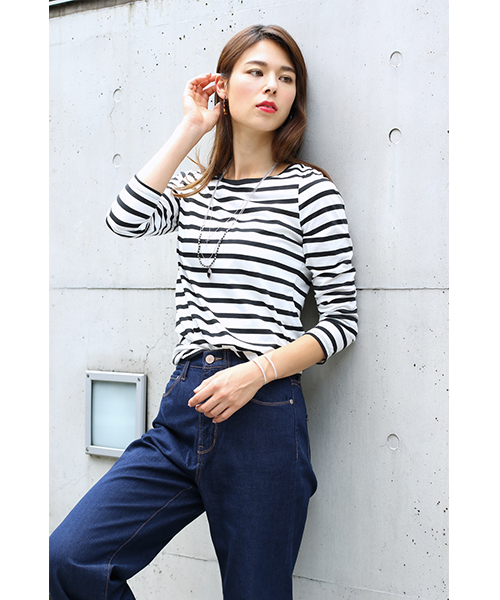 AZUL by moussy（アズールバイマウジー）の「TC天竺R/N長袖PO（Tシャツ/カットソー・レディース・ブラックミックス/オフホワイト/ブラック/カーキ系/ホワイト系その他/ブラック系その他・MEDIUM/LARGE/X-SMALL/SMALL/X-LARGE）」の2枚目の写真