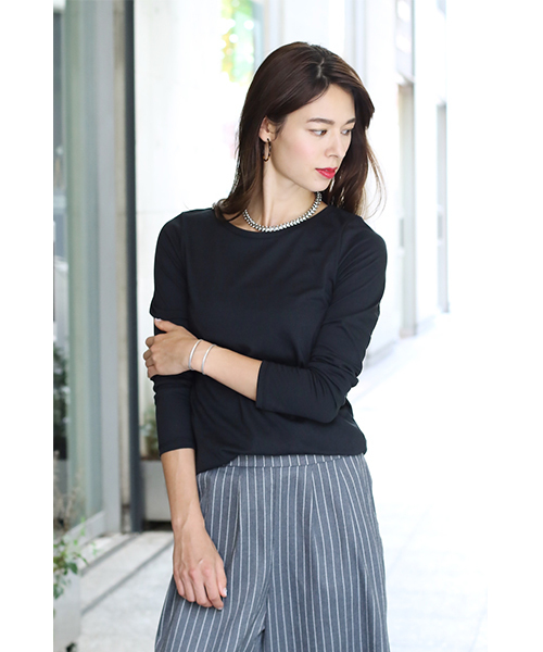 AZUL by moussy（アズールバイマウジー）の「TC天竺R/N長袖PO（Tシャツ/カットソー・レディース・ブラックミックス/オフホワイト/ブラック/カーキ系/ホワイト系その他/ブラック系その他・MEDIUM/LARGE/X-SMALL/SMALL/X-LARGE）」の3枚目の写真