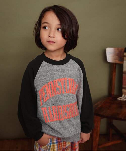 BREEZE（ブリーズ）の「【リンク・セットアップ可】カレッジバリエーショントレーナー（スウェット・キッズ・エメラルド/アイボリー/グレー/ローズ/ネイビー/イエロー・80/90/100/110/120/130/140/150/160）」の3枚目の写真