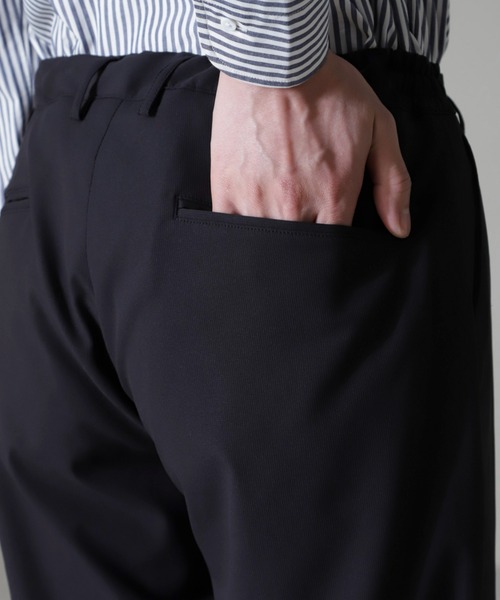 NANO universe（ナノユニバース）の「｢N TROUSERS BASIC｣RENU(R)撥水ダブルフェイスストレッチパンツ(セットアップ可)（スラックス・メンズ・ブラック/ベージュ・L/M/S）」の19枚目の写真