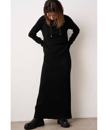 バックデザインリブニットワンピース