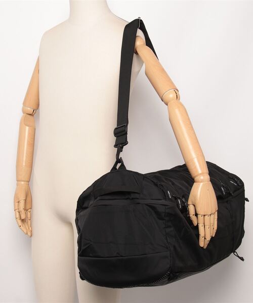 Matador(マタドール)の「MATADOR SEG45 Travel Pack マタドール セグ45 ダッフルパック(バックパック/リュック・メンズ・ブラック/ホワイト系1・FREE)」の7枚目の写真