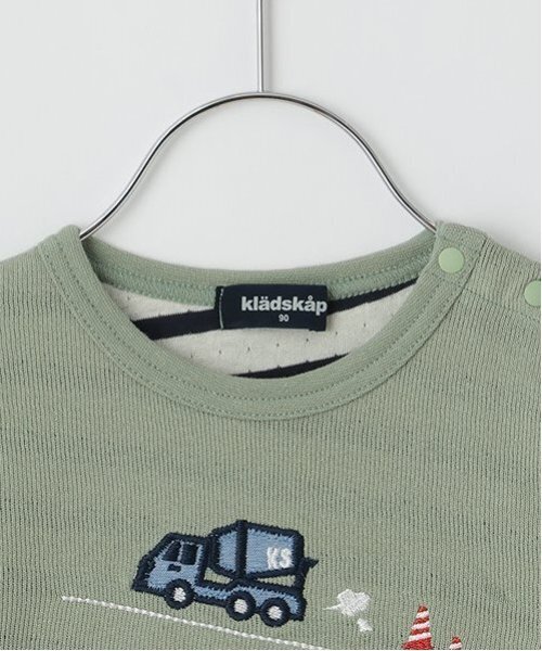 kladskap（クレードスコープ）の「車刺しゅう接結長袖Tシャツ（Tシャツ/カットソー・キッズ・ライトカーキ/レンガ・80ｃｍ/90cm/100cm/110cm/120cm/130cm）」の5枚目の写真