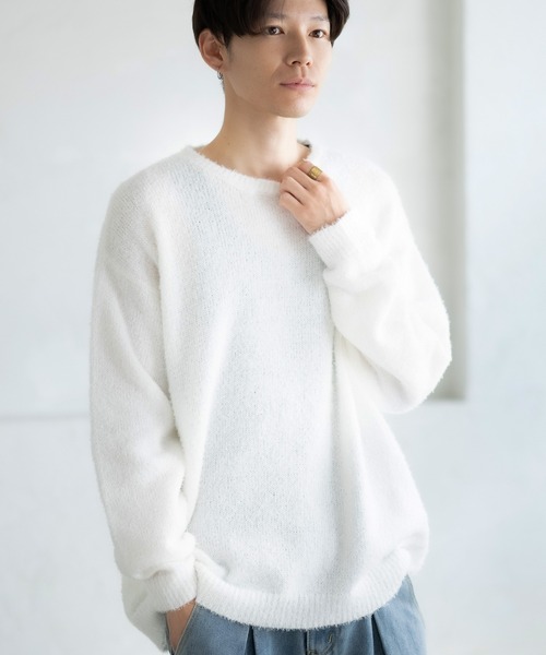 improves(インプローブス)の「無地&ボーダー柄 フェザーヤーン クルーネック ニット(ニット/セーター・メンズ・グレー/ブラック/ブラック×レッド/ベージュ/ブラック×グレー/ホワイト/ブラック×ホワイト・MEDIUM/LARGE)」の2枚目の写真