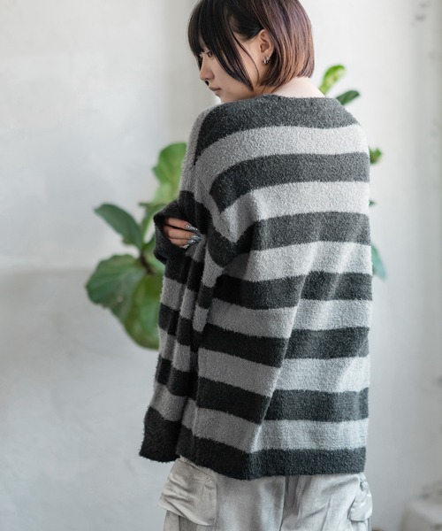 improves(インプローブス)の「無地&ボーダー柄 フェザーヤーン クルーネック ニット(ニット/セーター・メンズ・グレー/ブラック/ブラック×レッド/ベージュ/ブラック×グレー/ホワイト/ブラック×ホワイト・MEDIUM/LARGE)」の22枚目の写真