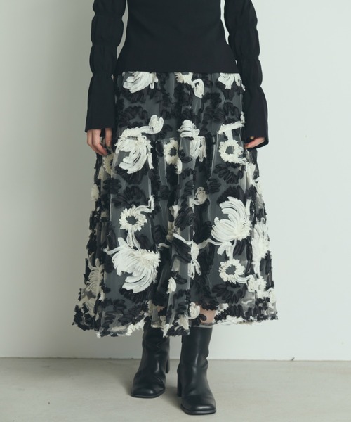 paravion（パラビオン）の「フラワーレーススカート/ポケット付き/ウエストゴム（スカート・レディース・ホワイト/ブラック/グレー・FREE）」の3枚目の写真
