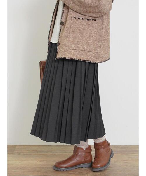 Samansa Mos2（サマンサ モスモス）の「【帯電防止】TR無地プリーツスカート（スカート・レディース・チャコールグレー/ベージュ/グリーン・F）」の2枚目の写真