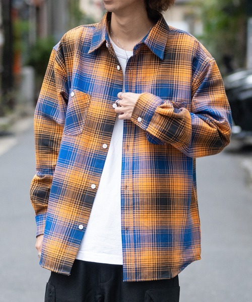 JOHN'S CLOSET(ジョンズクローゼット)の「【q】ヘビーネルチェックシャツ(シャツ/ブラウス・メンズ・グリーン系/オレンジ系/ブラック系/ブルー系/イエロー系・MEDIUM/LARGE/X-LARGE)」の11枚目の写真