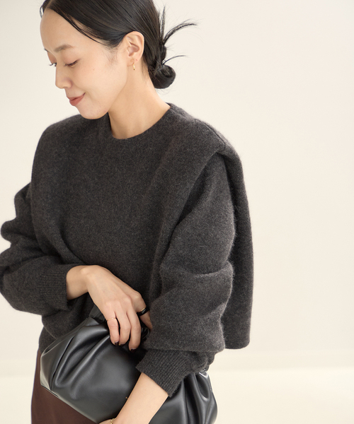 plage（プラージュ）の「R'IAM アンゴラMIX カタPAD プルオーバー