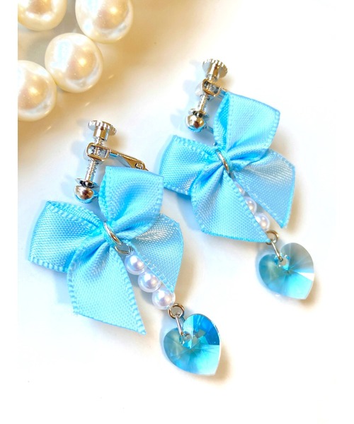 VIBGYOR(ヴィブジョー)の「【MUURABBTI】リボンとハートイヤリング(MA)(イヤリング・レディース・パープル/イエロー/ピンク/ブルー・FREE)」の6枚目の写真