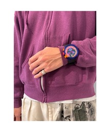 SWATCH（スウォッチ）の「SWATCH NEON PARTY TO THE MAX（アナログ腕時計・メンズ）」