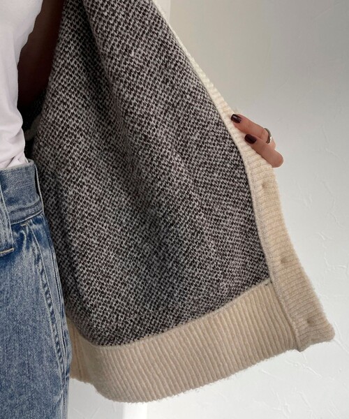 fredy emue（フレディエミュ）の「ふわふわ配色ミディ丈カーディガン（カーディガン/ボレロ・レディース・サックスブルー/アイボリー/グレー・38）」の6枚目の写真