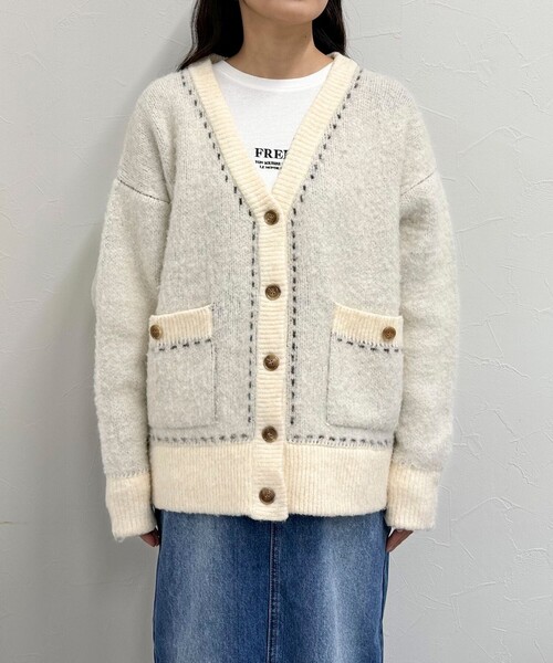 fredy emue（フレディエミュ）の「ふわふわ配色ミディ丈カーディガン（カーディガン/ボレロ・レディース・サックスブルー/アイボリー/グレー・38）」の19枚目の写真